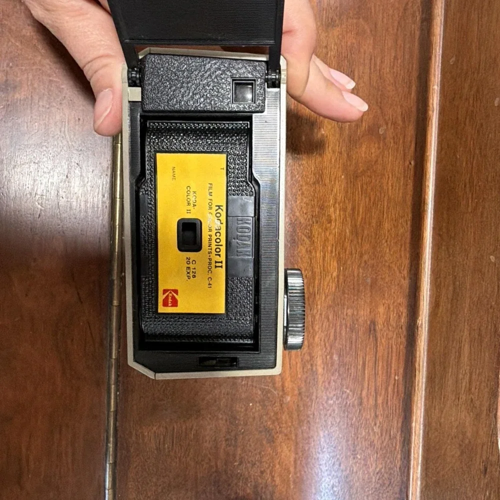 Vintage Kodak Hawkeye Instamatic II Camera Made In USA Vintage UNTESTED